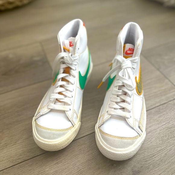 Nike Blazer Mid 77 - Roswell Rayguns - Amazing Cond.- Youth Size 4.5 - Picture 8 of 10